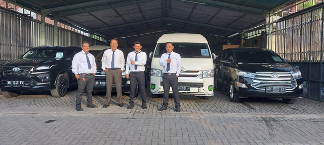 Sejumlah pemilik perusahaan rental mobil mewah. Foto: Tugu Jogja