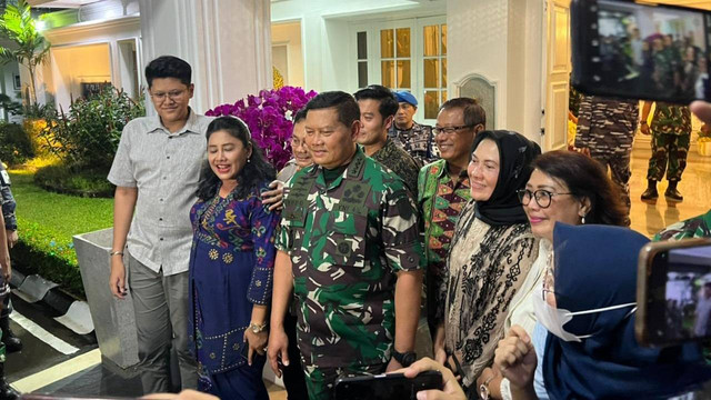 KSAL Laksamana TNI Yudo Margono di kediamannya di Jalan Diponegoro, Menteng, Jumat (2/12). Foto: Haya Syahira/kumparan