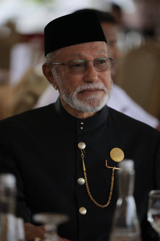 Wali Nanggroe Aceh Teungku Malik Mahmud Al-Haythar di Lapangan Blang Padang, Banda Aceh, Ahad (4/12/2022). Foto: Abdul Hadi/acehkini 