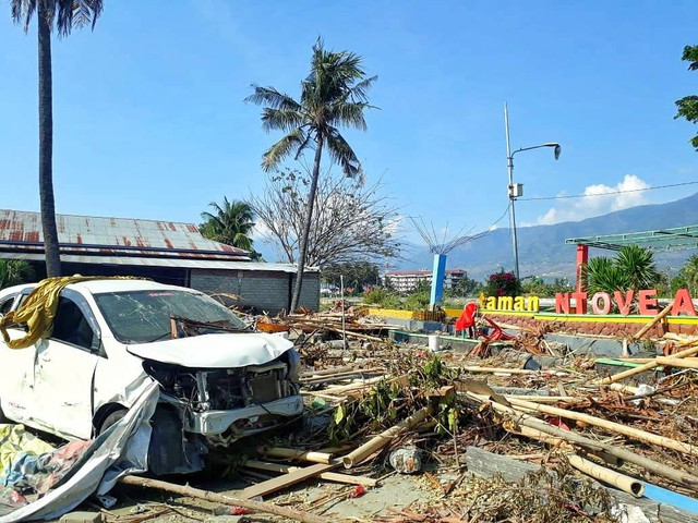Pasca gempa dan tsunami Palu 28 September 2018 (sumber: dokumen pribadi)