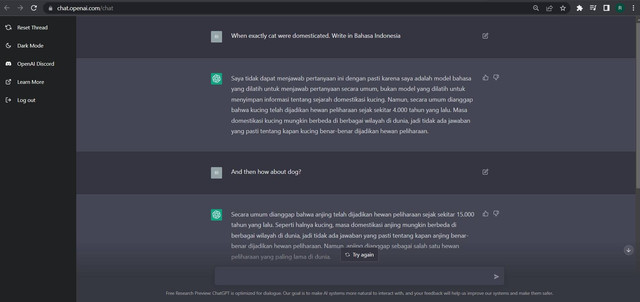 ChatGPT ketika ditanya soal domestikasi kucing dan anjing. Foto: Screenshot