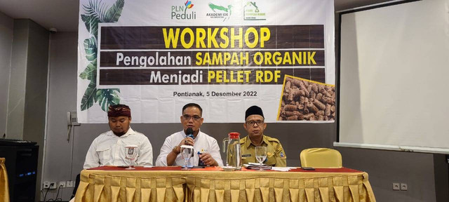 Workshop pengolahan sampah organik menjadi pellet RDF. Foto: Dok. PLN Kalbar
