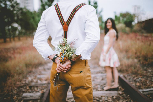 Ilustrasi Caption WA untuk Pacar, Romantis dan Berkesan. Foto: Pixabay/aliceabc0.