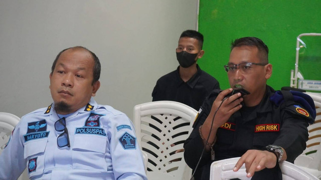 Lapas Batu mengikuti Rapat Koordinasi Dilkumjakpol (Pengadilan, Kemenkumham, Kejaksaan dan Kepolisian) Pemerintah Daerah Jawa Tengah secara virtual, Foto : Humas Lapas Batu