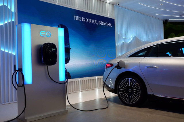 Mobil listrik Mercedes-Benz EQS. Foto: Aditya Pratama Niagara/kumparan