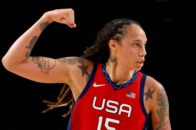 Reaksi pemain basket asal Amerika Serikat Brittney Griner saat Olimpiade Tokyo 2020. Foto: Brian Snyder/REUTERS