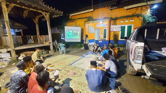 Gambar 1. Sosialisasi Pembuatan Briket