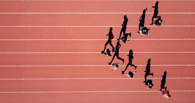 Ilustrasi artikel Pengertian Lari Jarak Pendek dan Penjelasan Tekniknya. Sumber: unsplash.com/Steven Lelham https://unsplash.com/photos/atSaEOeE8Nk