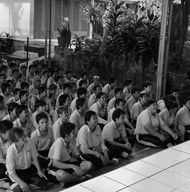 Potret Penghuni Panti Sosial Bina Laras Harapan Sentosa II. Diambil menggunakan Kamera Iphone 11.