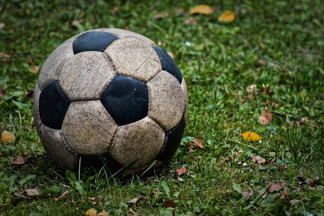 foto bola (sumber: https://pixabay.com/id/)