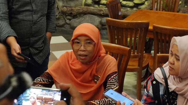 Anggota Komisi IX DPR RI dari Fraksi Partai PKS, Netty Prasetiyani, saat memberi keterangan ke awak media mengenai pekerja migran. Foto: Rachmadi Rasyad/kumparan