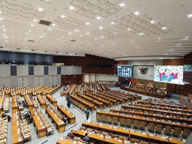 Rapat Paripurna DPR RI ke-13 Masa Persidangan II Tahun Sidang 2022-2023. Foto: Zamachsyari/kumparan