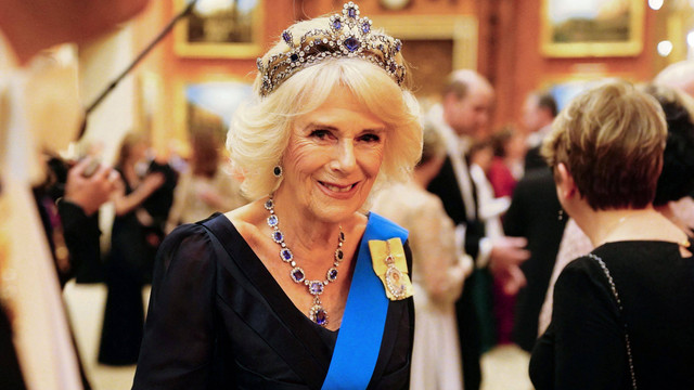 Camilla saat acara resepsi Korps Diplomatik di Istana Buckingham di London pada Selasa(6/12/2022). Foto: Victoria Jones /AFP