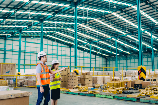 Layanan pergudangan dan logistik milik CKB Group. Foto: Dok. ABM Investama