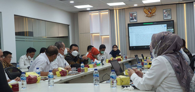 Rapat pembahasan bersmaa Kementerkan PUPR dan Pemprov Kepri di Kantor Direktorat Jenderal Bina Marga, Jakarta, Kamis (15/12). Foto: Ismail/kepripedia.com