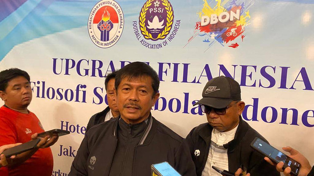Indra Sjafri usai acara 'Upgrade Filanesia' oleh PSSI di Hotel Mercure, Jakarta, Jumat (16/12). Foto: Soni Insan Bagus/kumparan