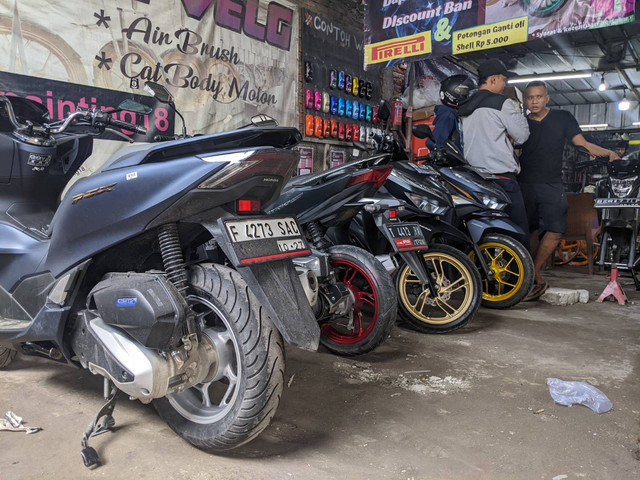 Workshop Surya Painting 18 di Tambun, Bekasi. Foto: Sena Pratama/kumparan