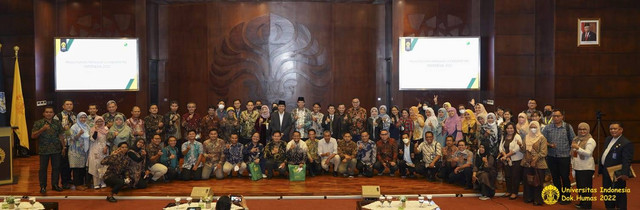Foto seluruh peserta pengumuman dan penganugerahan UI Green Metric