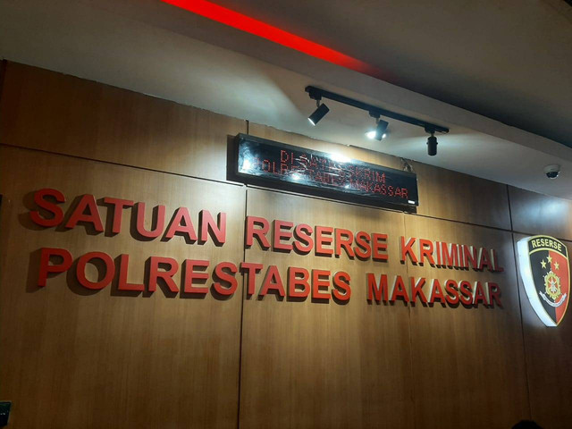 Polrestabes Makassar. 