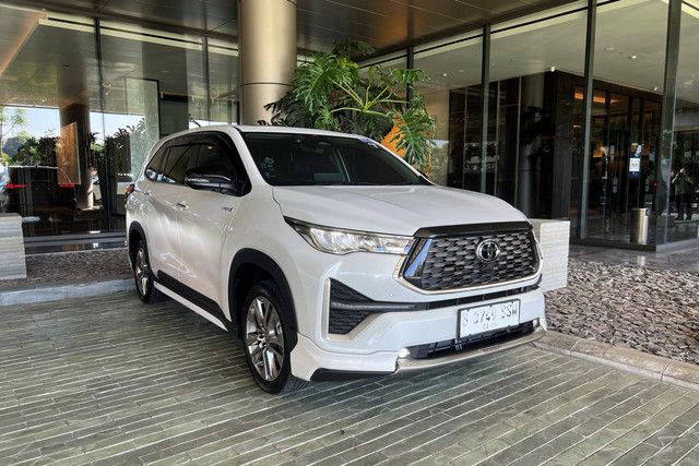 Media test drive Toyota Kijang Innova Hybrid di Jawa Tengah. Foto: Sena Pratama/kumparan