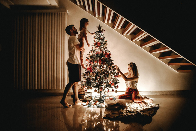 Ilustrasi Kata-Kata Natal Sebentar Lagi. Foto: Unsplash/Jonathan Borba.