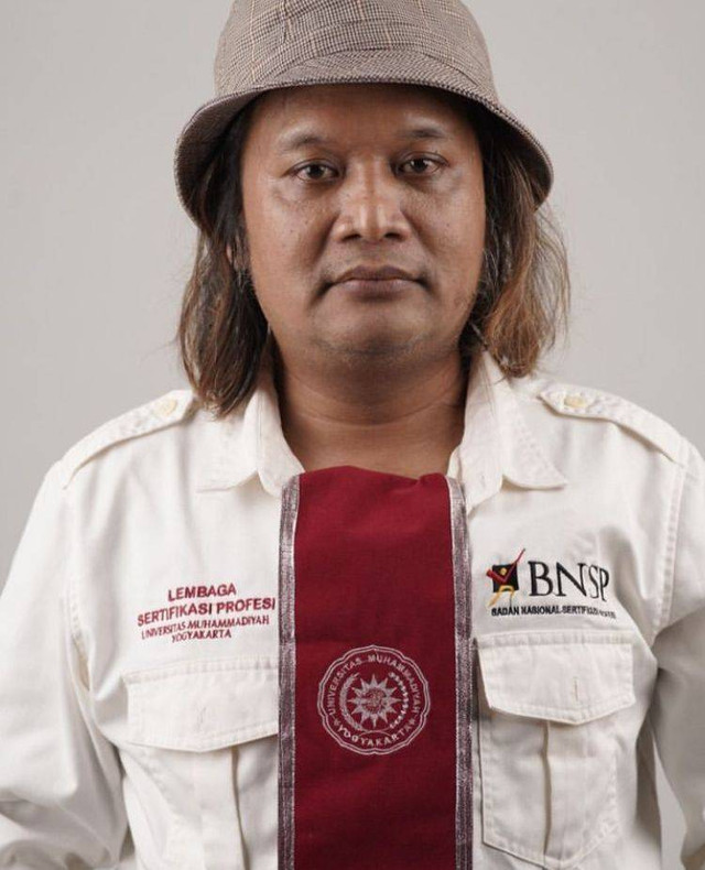 Dosen Ilmu Komunikasi Universitas Muhammadiyah Yogyakarta (UMY). Sumber: Instagram @fajarjun