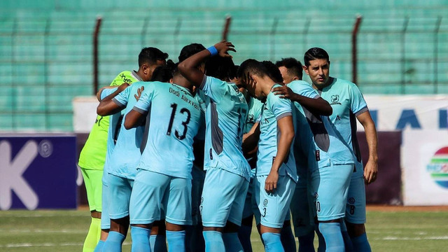 Madura United melawan Arema FC pada lanjutan Liga 1 2022, Selasa (20/12/2022). Foto: Instagram/@maduraunited.fc