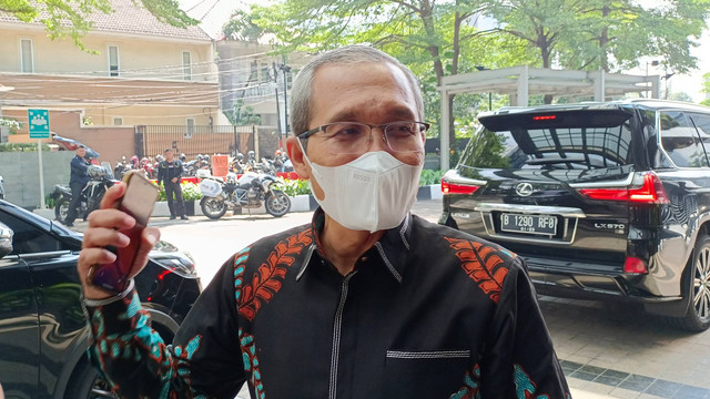 Wakil Ketua KPK Alexander Marwata usai hadiri acara Stranas PK Tahun 2023-2024 di Jakarta, Selasa (20/12/2022).
 Foto: Aprilandika Pratama/kumparan