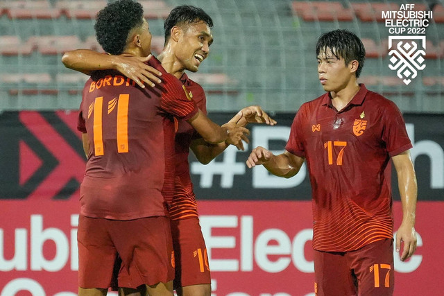Pertandingan Thailand vs Brunei Darussalam di matchday pertama Grup A Piala AFF 2022 di Stadion KLFA, Malaysia, Selasa (20/12/2022). Foto: Twitter/@affmecup