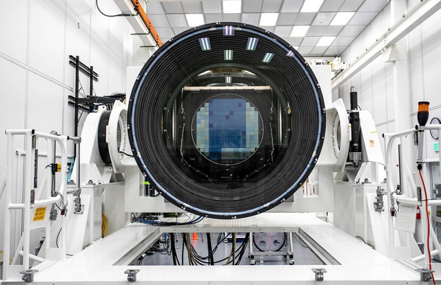 Dogistonlik qizlarning erotik fotosuratlari