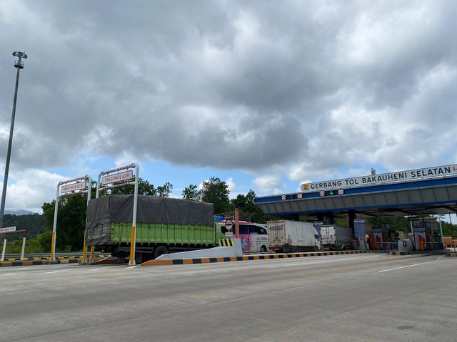Gerbang tol (GT) JTTS Bakauheni Selatan. | Foto : PT Hutama Karya