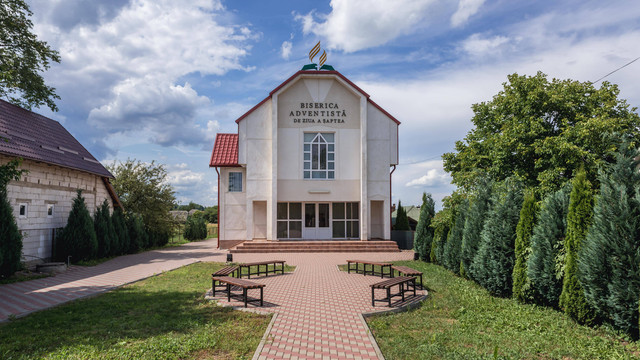 Ilustrasi gereja advent. Foto: Fotokon/Shutterstock