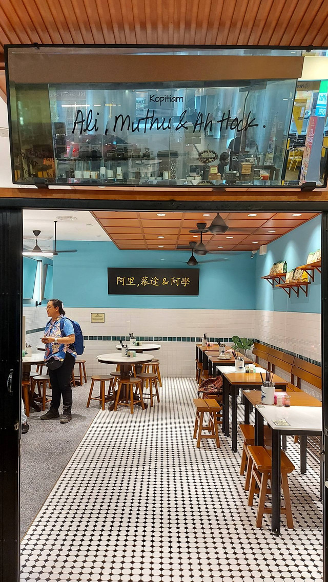 Makan enak di Kopitiam: Ali, Muthu, & Ah Hock, Kuala Lumpur, Malaysia (18/10/2022). Foto: Azalia Amadea/kumparan