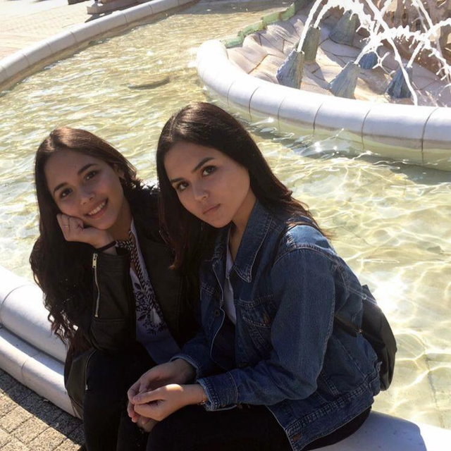 Laura Anna dan sang kakak, Greta Irene. Foto: Instagram/@gretairn