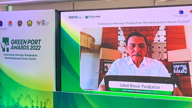 Sambutan Menko Marves Luhut Binsar Pandjaitan di acara Green Port Awards, Kemenkomarves, Rabu (28/12/2022). Foto: Nabil Jahja/kumparan