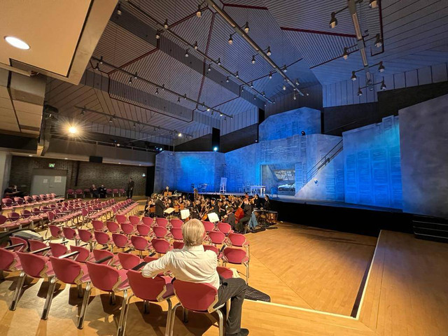 Fasilitas Gedung Pertunjukan untuk Mahasiswa Jurusan Musik di Robert Schumann Hochschule Dusseldorf (dokumen: pribadi)