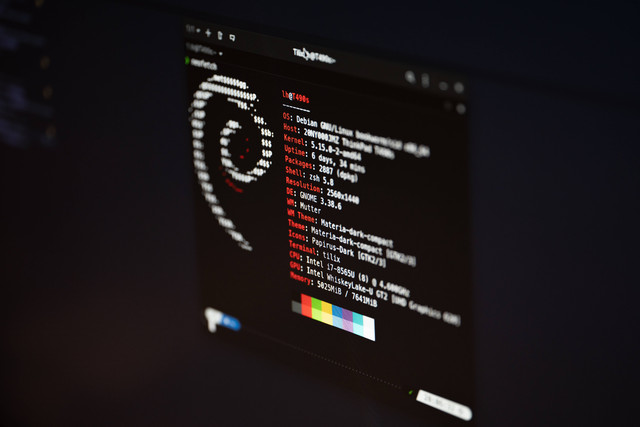 Sistem Operasi Linux. Sumber : https://unsplash.com/photos/NLSXFjl_nhc