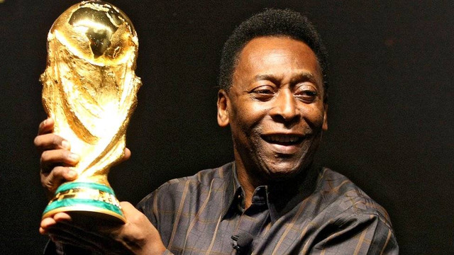 Pele: Ikon Bintang yang Menjadikan Sepak Bola Sebagai Olahraga Cantik