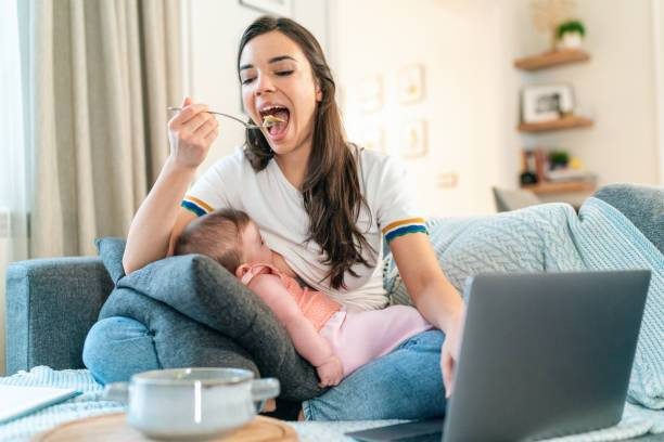 Ilustrasi Kenapa Ibu Menyusui Mudah Lapar. Foto: Pexels
