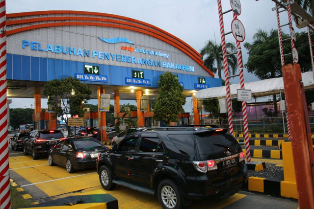 Pelabuhan Bakauheni Lampung Selatan. PT ASDP Cabang Bakauheni memprediksi puncak arus terjadi hingga Sabtu (31/12) besok. | Foto : dok ASDP Bakauheni