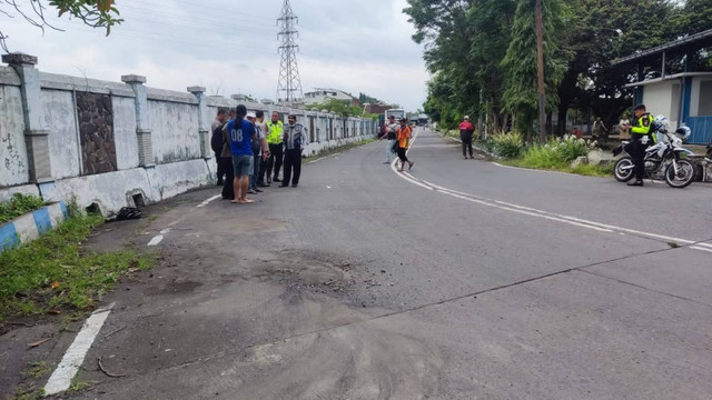 Bus Harapan Jaya Tancap Gas, Kondektur Tewas Usai Terjatuh ke Aspal