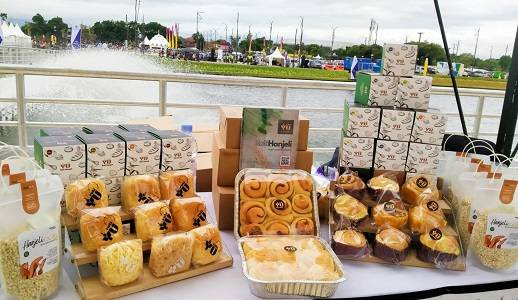 Brand Bakery RotiYu Hadir Ramaikan Peresmian Masjid Raya Al-Jabbar