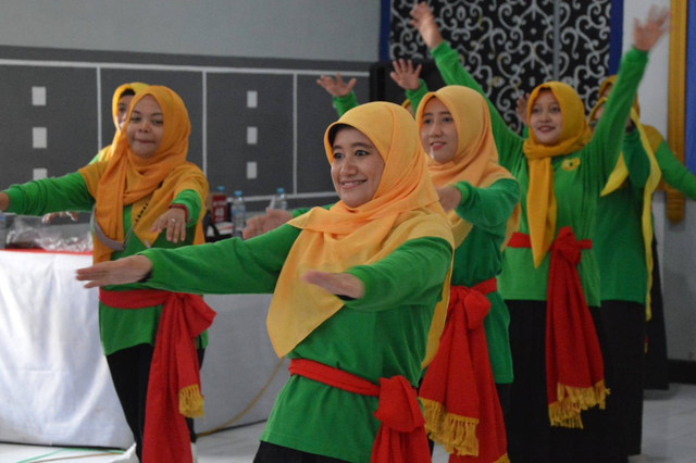 Semarak HUT Ke-19 PIPAS, DWP Lapas Lamongan Ikuti Senam SKJ Pecahkan Rekor Muri