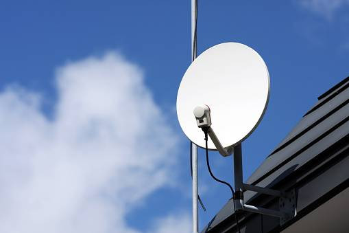 Ilustrasi antena TV digital. Foto: Unsplash.com