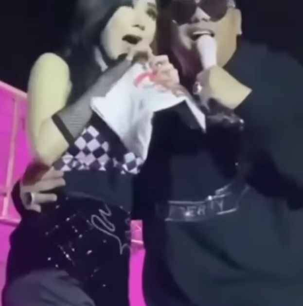 Wali Kota Tegal Dedy Yon Supriyono (kanan) bersama Ucie Sucita.