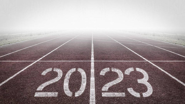 https://pixabay.com/id/photos/tahun-baru-2023-melacak-angka-7410988/
