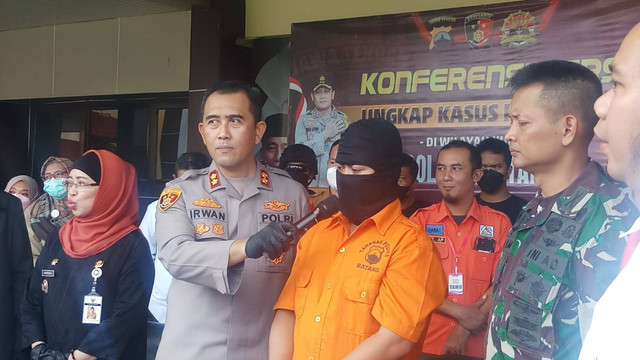 Tampang Ahmad Muslihuddin, guru ngaji di Kabupaten Batang yang sodomi puluhan anak. Foto: Dok. Istimewa