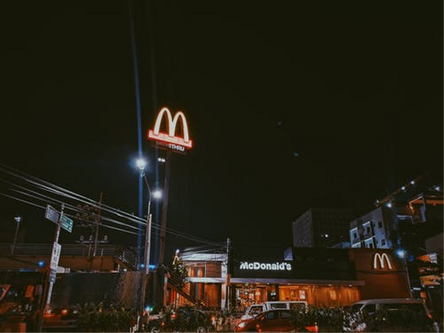 Contoh franchise di Indonesia. Foto: Pexels
