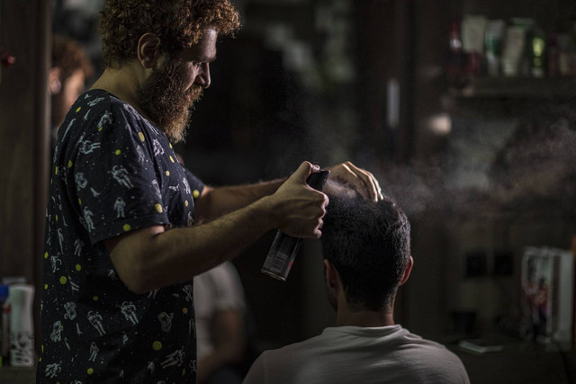 Gaya Rambut Pria Pendek Samping. Foto: Pixabay