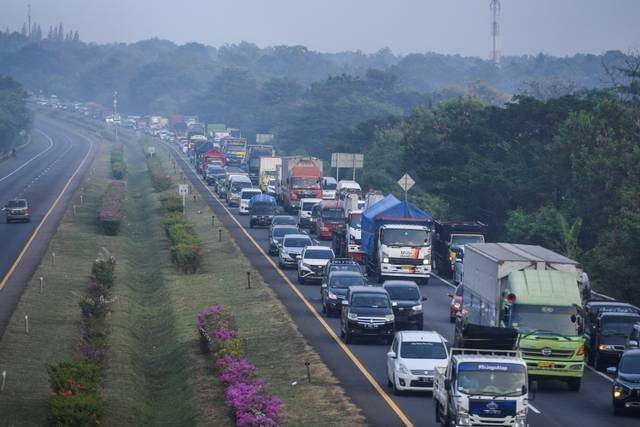 Tarif tol Kertajati Cikampek 2023. Foto: Hafidz Mubarak A/ANTARA FOTO